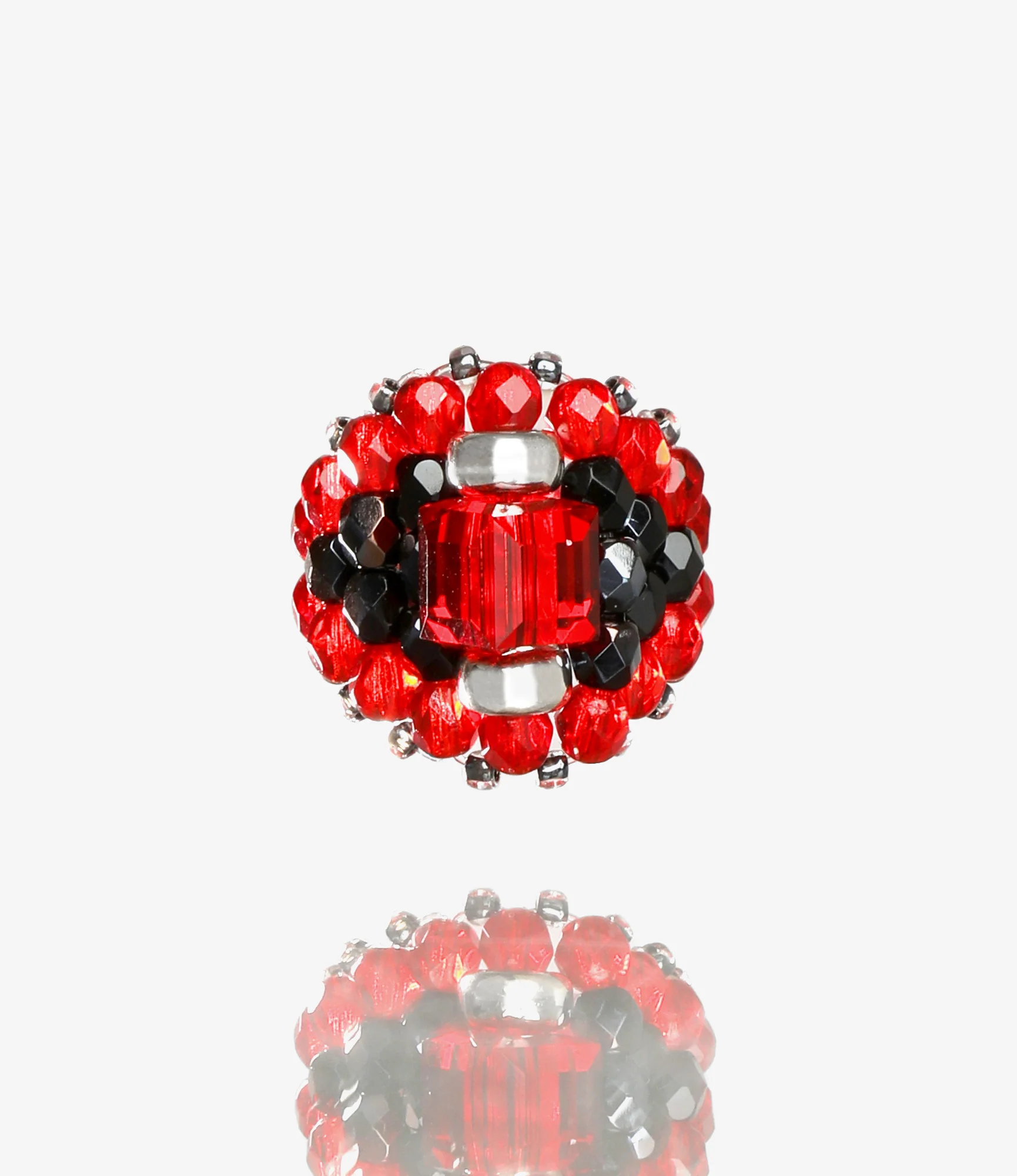 Needles x Tie A Knot - Square Crystal Beads Ring - Red x Red - Image 2