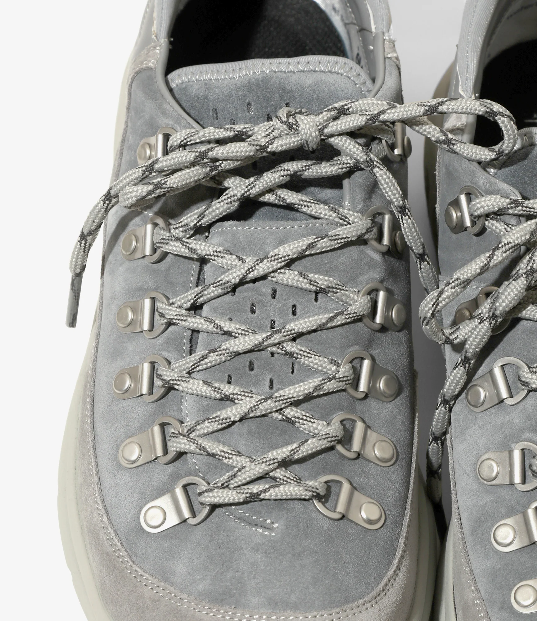 South2 West8 x SUICOKE BEETLE LO - Grey - Event - Image 2